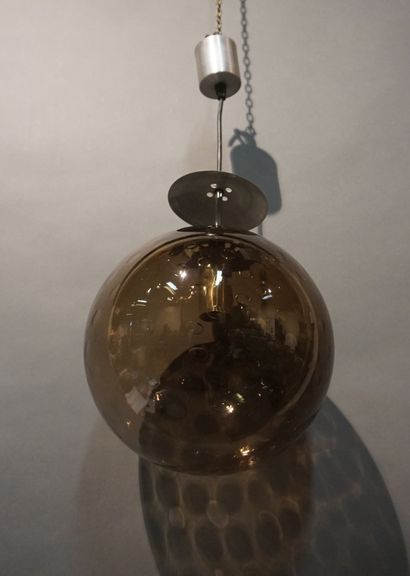 null Hanging ball in bubble and smoked glass (damaged globe). 65 cm