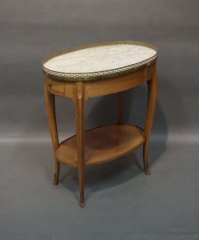 null Petite table ovale en bois naturel à deux tiroirs en ceinture, tablette d'entretoise...