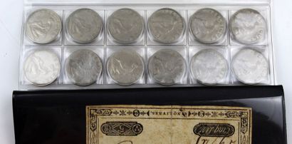 null Petite collection de monnaies dont : 

2 pièces de 5 francs argent 1834 et 1848,...