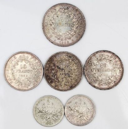 null Ensemble de pièces en argent comprenant : 1 pièce de 50 francs 1975, 3 pièces...