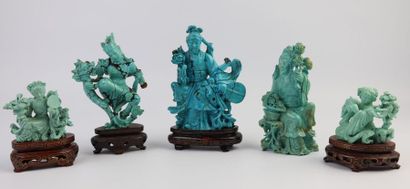 CHINE, XXème siècle.

Cinq statuettes en...