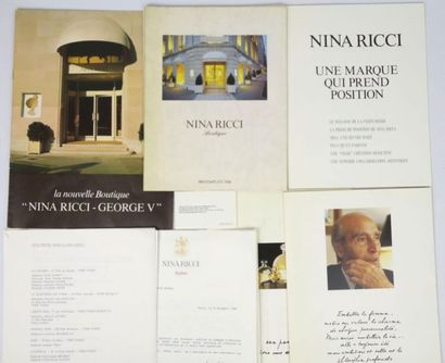 null Janine JANET (1913-2000) pour NINA RICCI. 

Nina Ricci. 

Ensemble de documents...