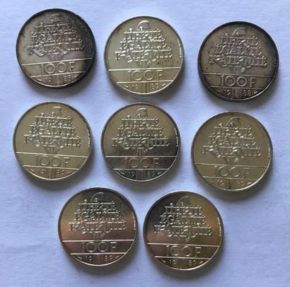 null FRANCE : 8 pièces de 100 frs argent 1988 et 1989.

119,96 grammes