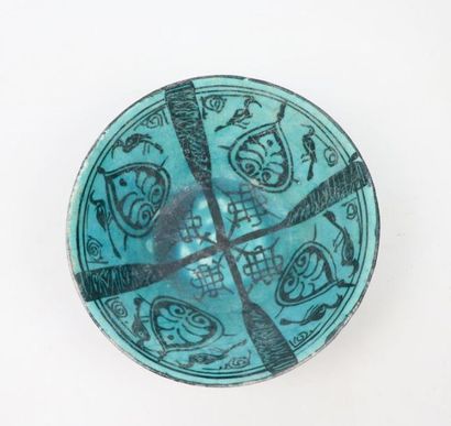 null Deux coupes

Pâte siliceuse à décor noir sous glaçure turquoise

Iran, XII-XIIIe...