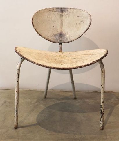 null Mathieu MATEGOT (1910-2001)

Paire de chaises Nagasaki - c.1950

Tubes d'acier...