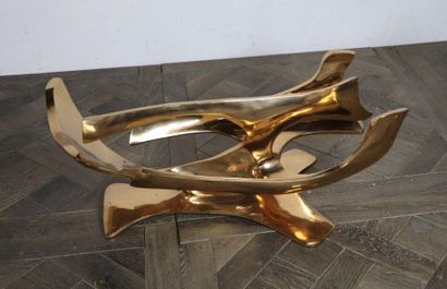  Fred BROUARD (1944-1999). 
Table basse - c.1970 
Bronze patiné et verre. 
Modèle...