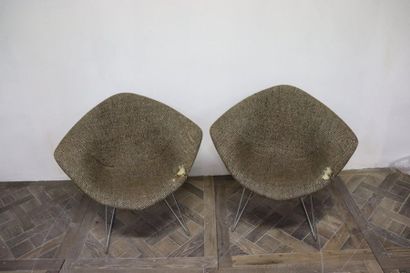 null Harry BERTOIA (1915-1978).

Paire de chaises modèle 421 diamant.

Garniture...