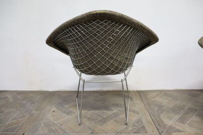 null Harry BERTOIA (1915-1978).

Paire de chaises modèle 421 diamant.

Garniture...