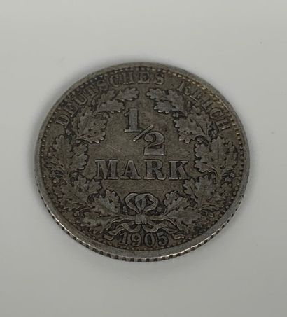 null Ensembe de pièces en argent.

836 grammes

1/2 Mark, Deutsches Reich, 1905

1...