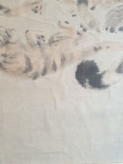 null JAPON, période Meiji (1868-1912).

Kakemono figurant une tigresse et ses trois...