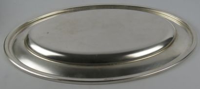 null CHRISTOFLE.

Ensemble en métal argenté comprenant :

un plat ovale, L_37,5 cm.

un...