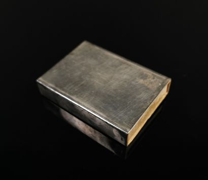 null Boîte à allumettes en métal argenté, à décor d'une pièce figurant Henri IV.

L_10,5...