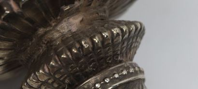 null Mass of guzberdar

Silver

India, 18th-19th century 

The handle is decorated...