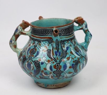null Beautiful minai pitcher with zoomorphic handles

Siliceous paste with minai...