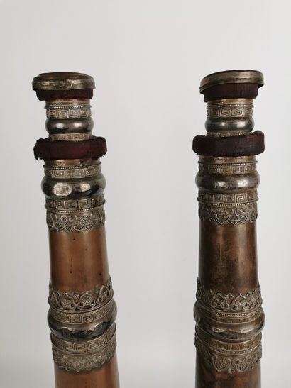 null Pair of Tibetan ceremonial trumpets called Radong Dungchen.

Red copper, bronze...