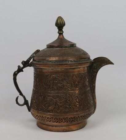 null Samovar and Kashmir pot

Tinned copper 

Kashmir, 19th century

With hammered...