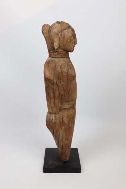 null Wooden anthropomorphic sculpture

Carved wood, on its base

India

H_51 cm (with...