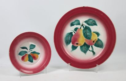 null Dish and soup plate decorated with pears on a white background and pink border

Porcelain...