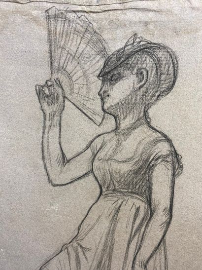 null French school of the 19th century.

Young woman with a fan.

Charcoal on paper.

H_46...