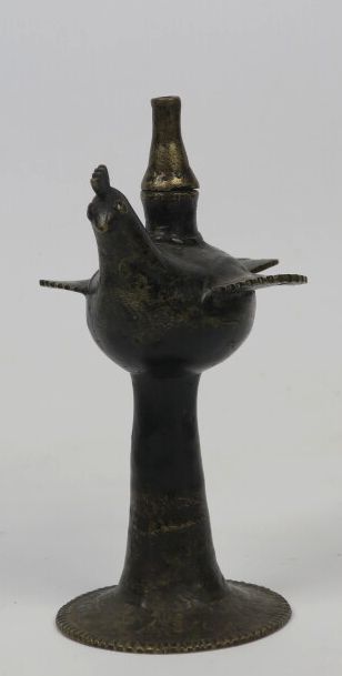 null Deux bronzes aviformes du Deccan

Laiton

Inde, Deccan, XVIIIe siècle 

L'un...