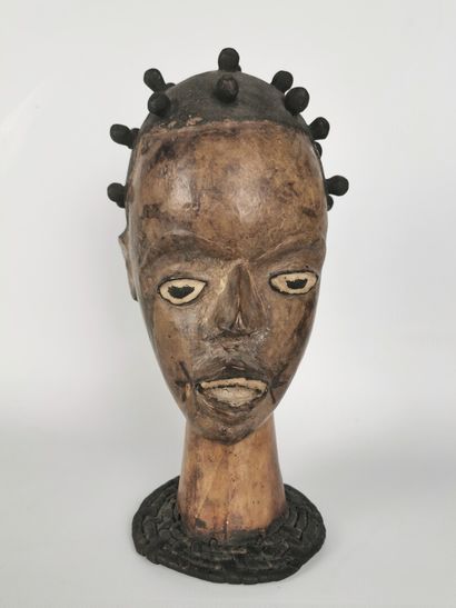 null EKOI head, southern NIGERIA (Biafra).

Dance crest.

Wooden core and animal...