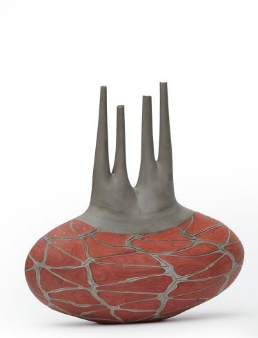 null Davide SALVADORE (né en 1953)

« Porphyre » - 2000

Vase-sculpture en verre...