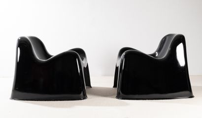 null Sergio MAZZA (1931).

Paire de fauteuils modèle "Toga".

Edition Cassina vers...