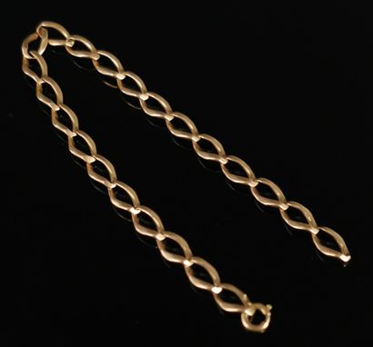 null Bracelet en or jaune.

L_20,5 cm.

9,83 grammes, 18K, 750°/00