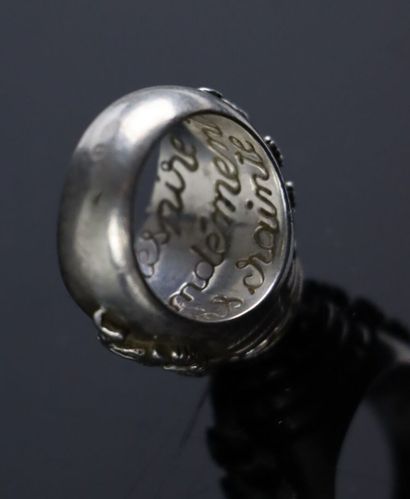 null Silver secret ring, the ring engraved inside "I breathe deeply and without fear"...