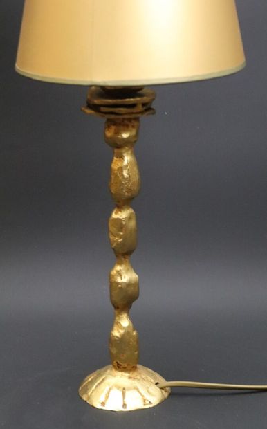 null Pierre CASENOVE (1943).

Lampe en bronze doré, modèle olives.

Signée à la base.

H_30...