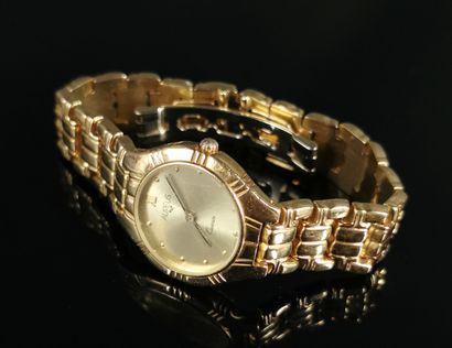 null AUREUS.

Montre de dame en or jaune.

D_ 24 mm.

L_19 cm.

Poids brut : 44.16...