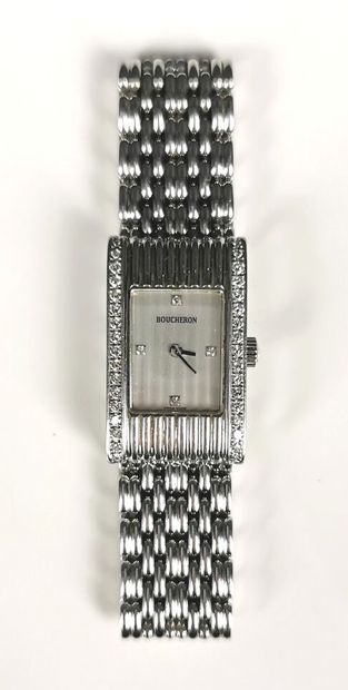 null BOUCHERON.

Montre de dame "Reflet" en acier et diamants, cadran à godrons,...