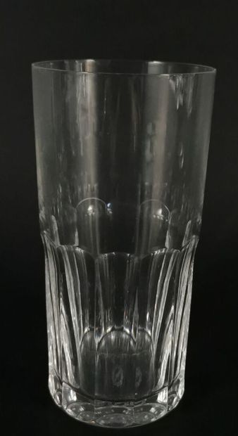 null SAINT LOUIS, Bristol model.

Part of service of crystal glasses including :...