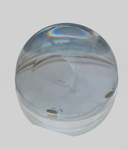 null Paperweight in crystal, signed Concorde Air France.

D_10,5 cm, at the base

we...