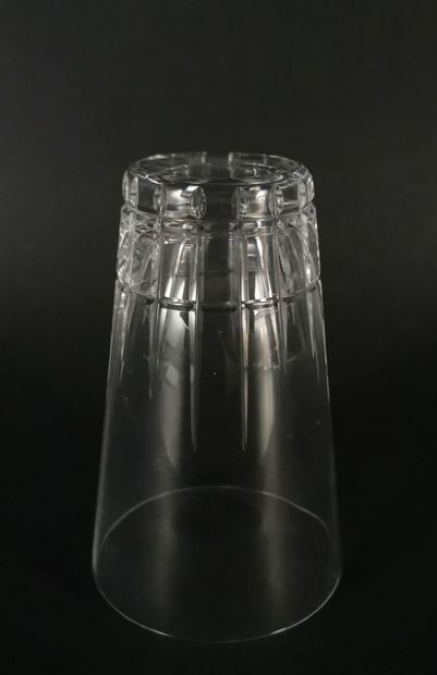 null NACHTMANN.

Suite de six grands verres à eau en cristal, modèle

Rayures et...