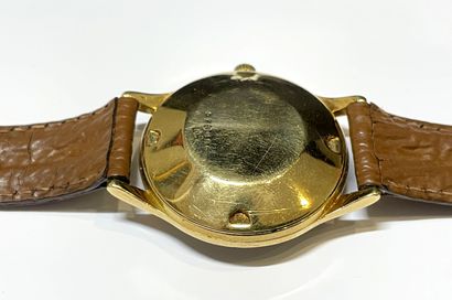 null JAEGER-LECOULTRE.

Montre bracelet d'homme Réserve de marche en or jaune, à...