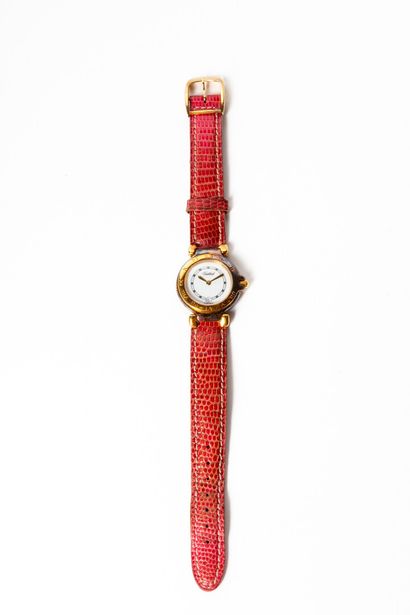 null TABBAH.

Ladies' wristwatch model "Première", the case in vermeil.

White dial...