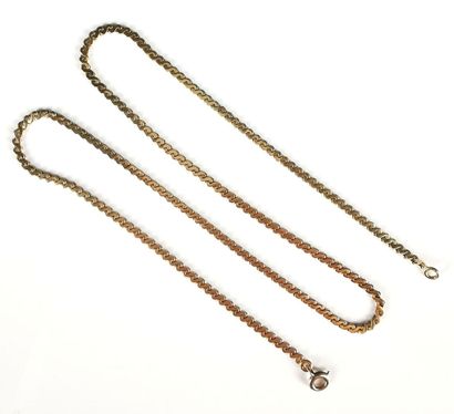 null Necklace with articulated links in yellow gold. 

L_ 46 cm.

11.15 grams, 18K,...