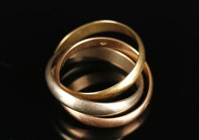 null CARTIER.

Trinity wedding band in three golds.

Signed.

Finger size: 53.

7.98...