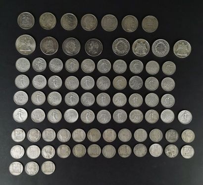 null Set of silver coins including :

- One 50 francs Hercules coin, 

- Four coins...