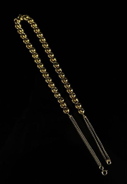 null Collier en or jaune, à maillons entrelacés striés.

L_ 45.5 cm.

35,37 grammes,...