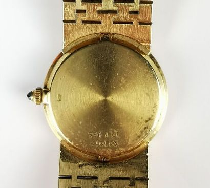 null PIAGET.

Ladies' wristwatch with yellow gold case and bracelet. The winding...