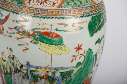 null CHINA, 19th century.

Porcelain and enamel vase of the Green Family decorated...