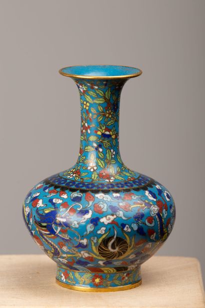 null CHINA, end of the 19th century.

Bronze and cloisonné enamel vase decorated...