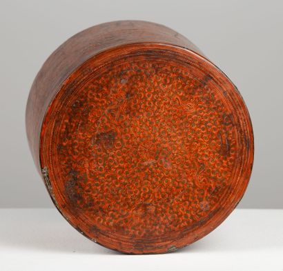 null BURMA, circa 1900.

Red lacquer betel box decorated with phoenix and stylized...