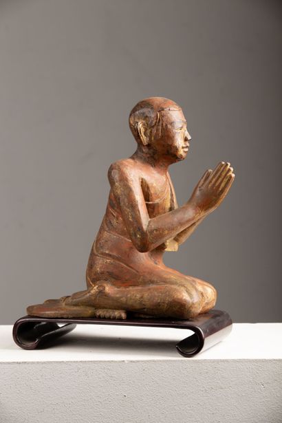 null BIRMANIA.

Adorant in lacquered and gilded wood, figured kneeling with hands...