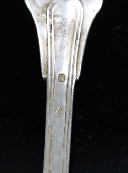 null Deux fourchettes en argent, modèle filet.

Poinçons : Minerve, XIXème siècle.

L_21...