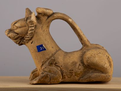 null 
Rhyton representing an animal, in earth.




Persia, 6th-5th century B.C.




H_11...