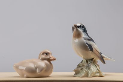 BING & GRONDAHL. 
Oiseau et caneton en porcelaine...