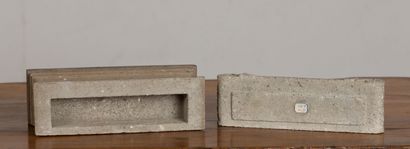 null Sarcophagus in stone and marble 

Souvenir of the Grand Tour, XIXth century.

H_13,5...